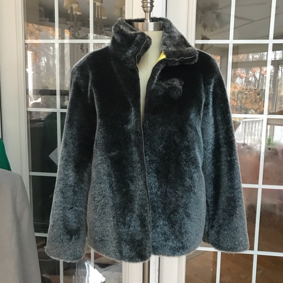 🦋 Gorgeous Moschino Jean - Picture 5 of 8